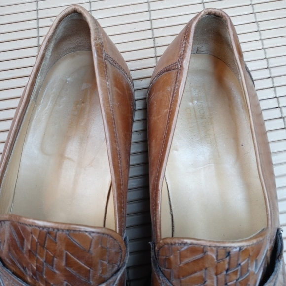 Johnston & Murphy men\'s woven leather brown tassel loafer sz 10.5M. Made in Ital main image 6